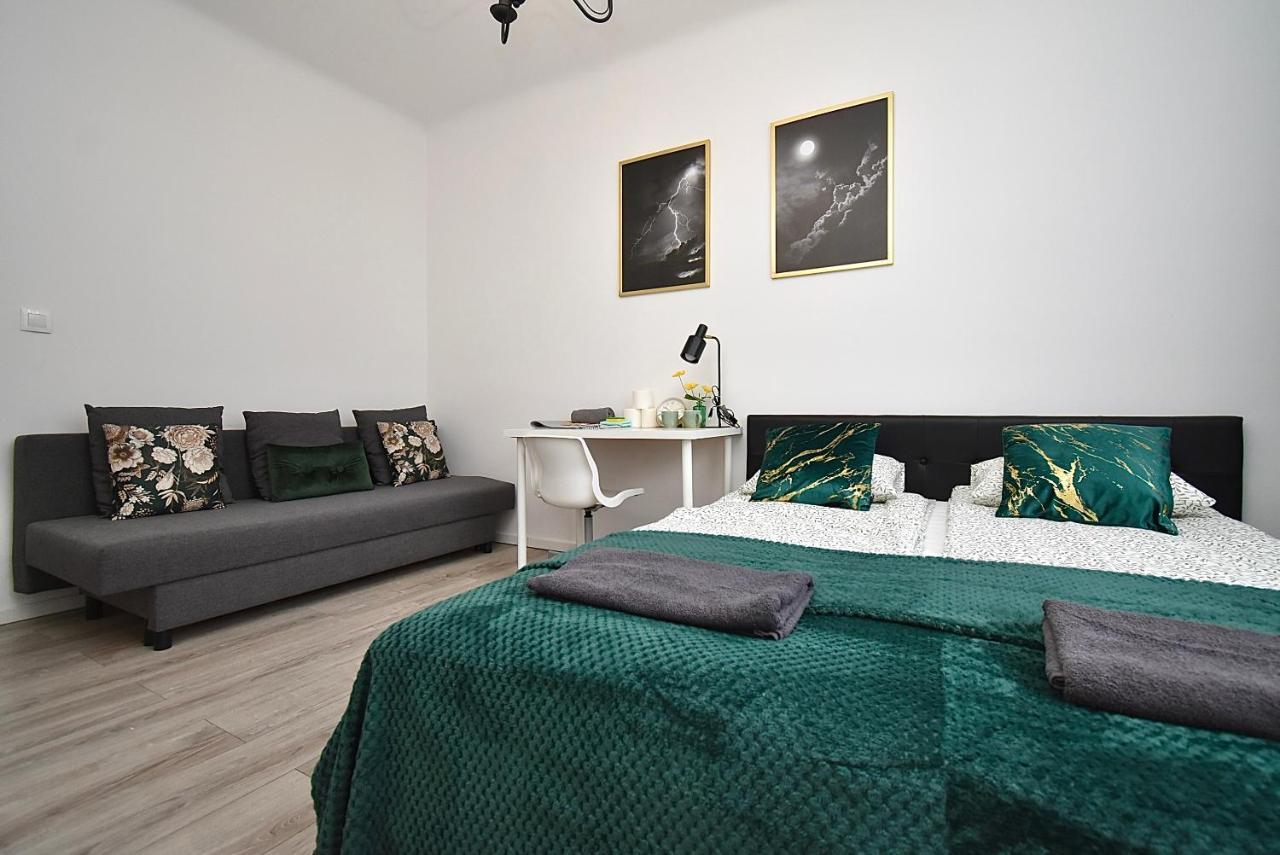 Rental Apartments Aleja Niepodleglosci Warschau Exterior foto