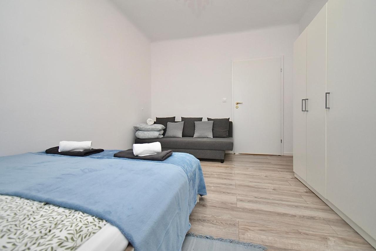 Rental Apartments Aleja Niepodleglosci Warschau Exterior foto